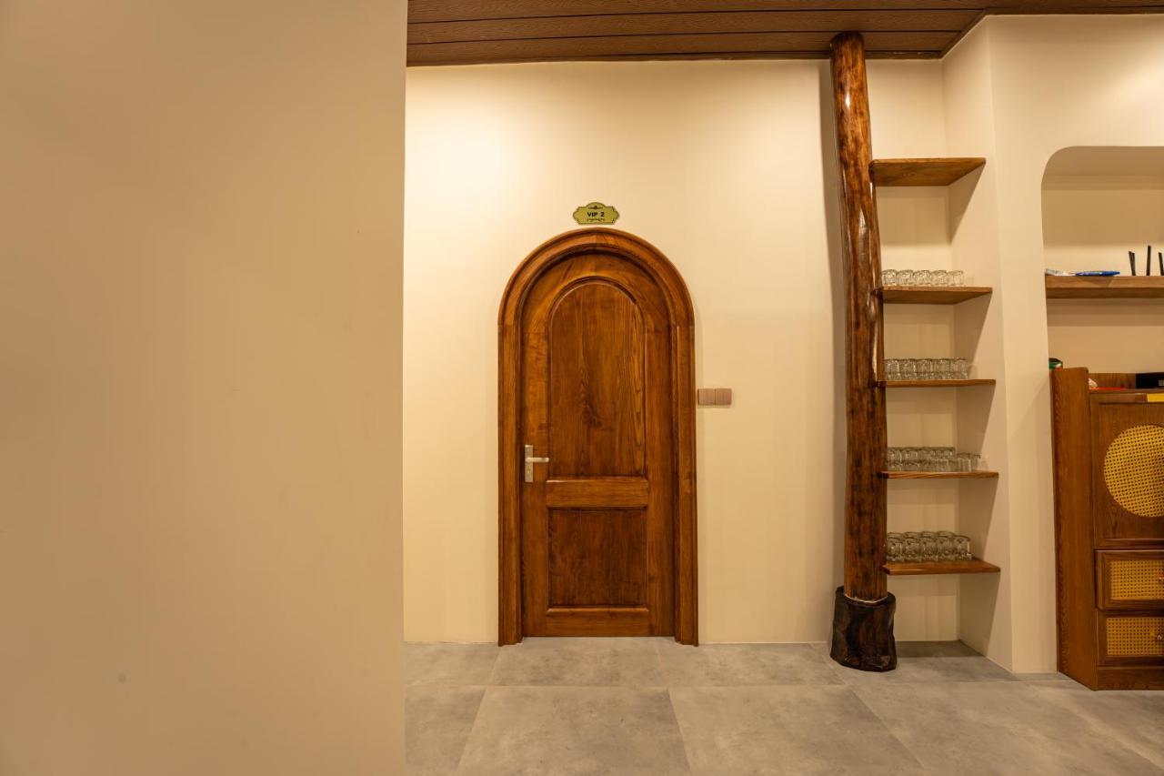 Apple House & Coffee Hotel Bà Rịa Buitenkant foto
